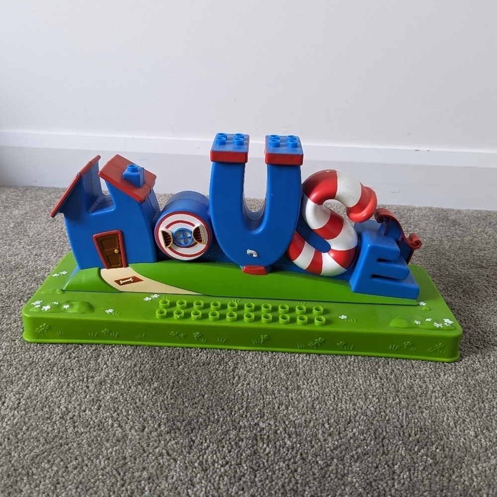 Mega Bloks Wordworld Playset Box Cover